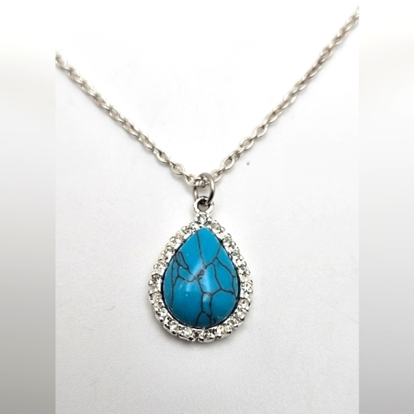 RICHELIEU Turquoise Silver Teardrop Pear Rhinestone Pendant Necklace - Picture 2 of 5